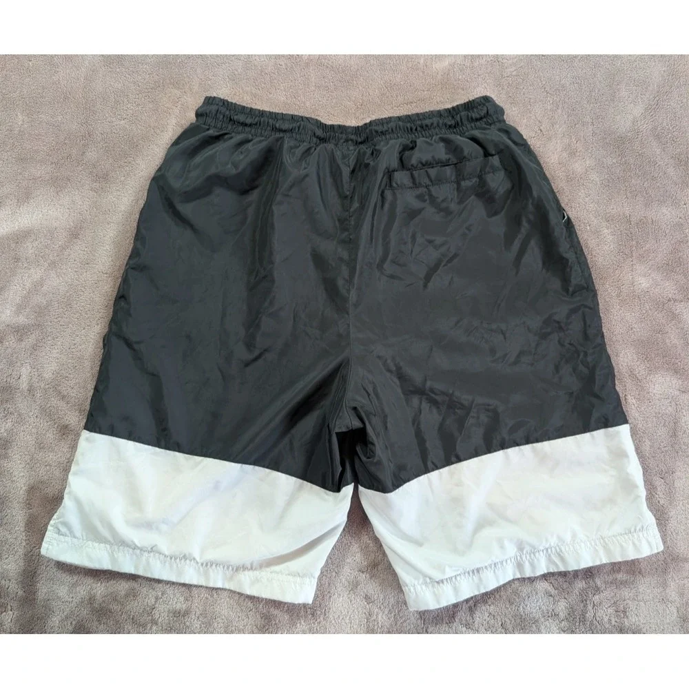Jordan Athletic Shorts Mens Medium Black White Colorblock Jumpman Nylon